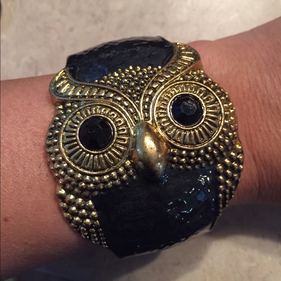 Boutique Jewelry - Going going gone soon Black Owl Statement Bracelet