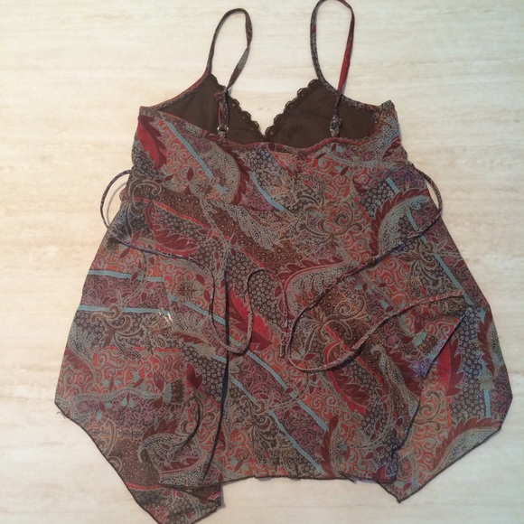 Spaghetti strap blouse! - Picture 2 of 2