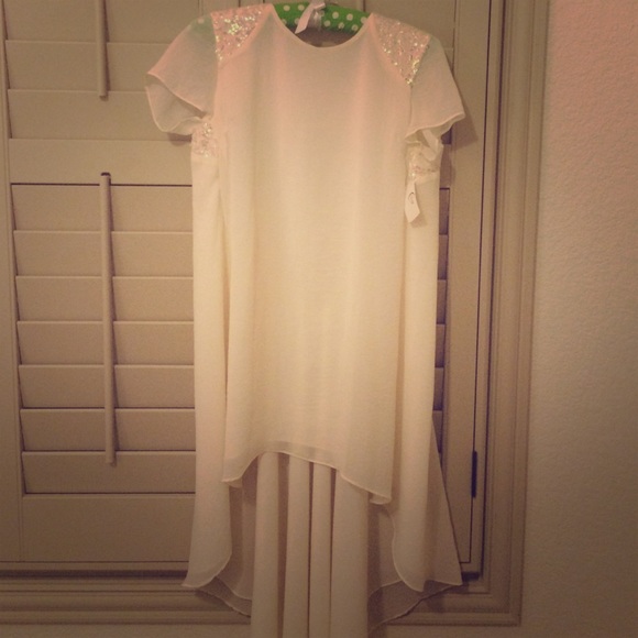 Classy creme party dress
