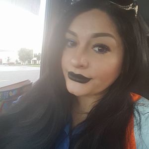 Meet your Posher, Beatris