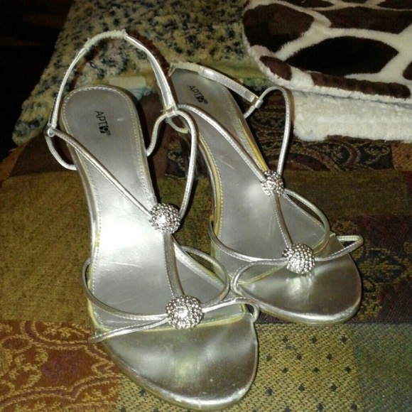 Slightly used - Picture 1 of 1