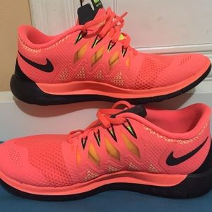 LIMITED EDITION Nike Free 5.0