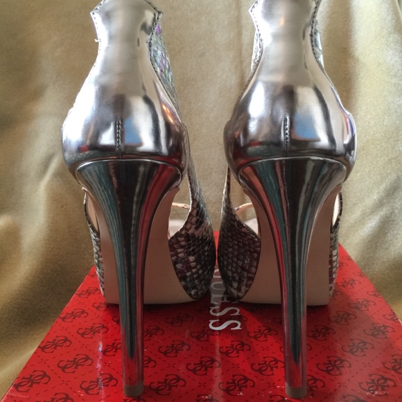 🚨🚨 SALE 🚨🚨 - Picture 3 of 3