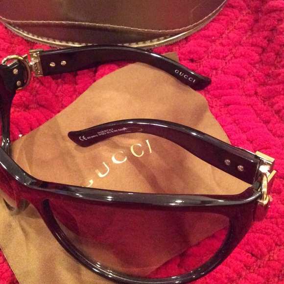 GUCCI Sunglasses with case main image 4