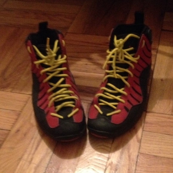 Nike Air Bakin shoes