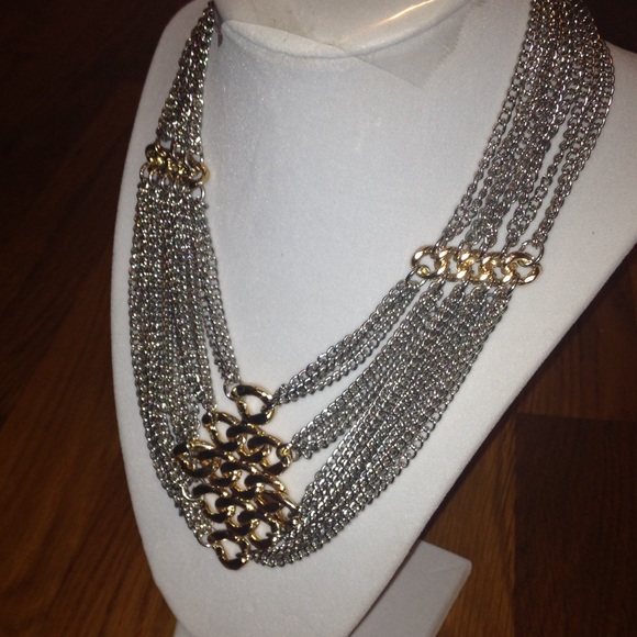 Fashion forward necklace - Picture 3 of 4