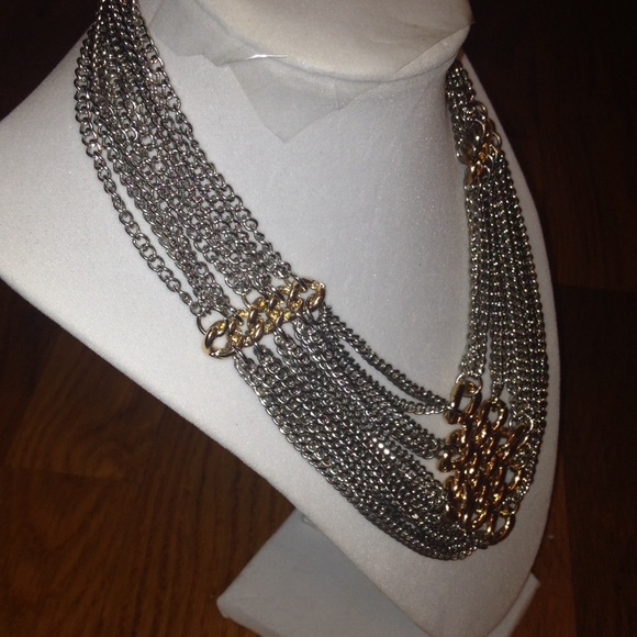 Fashion forward necklace - Picture 4 of 4