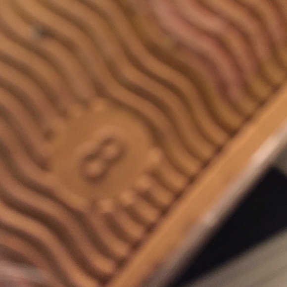 Gray shoes size 8 - Picture 3 of 4