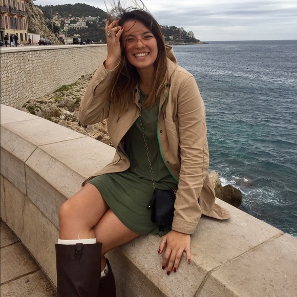 Meet your seller!✨ - Picture 3 of 5