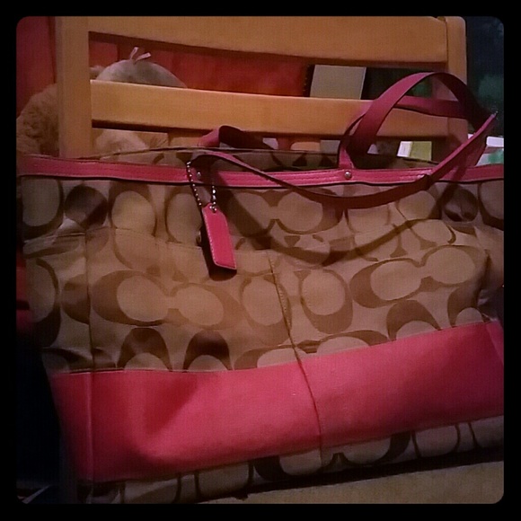 Coach Handbags - Coach purse