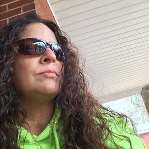 Meet your Posher, Cynthia