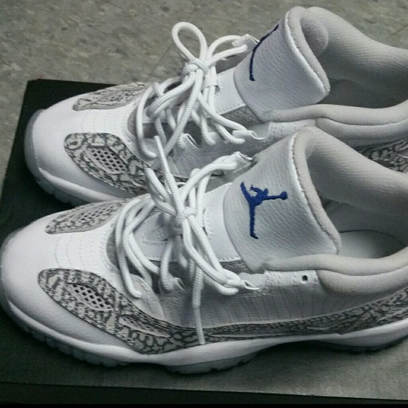 RETRO 11 LOW