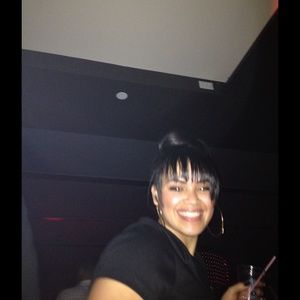 Meet your Posher, Liza