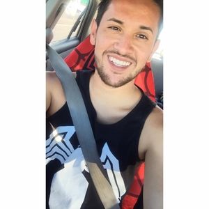 Meet your Posher, Dominic