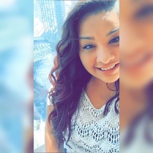 Meet your Posher, Brenda