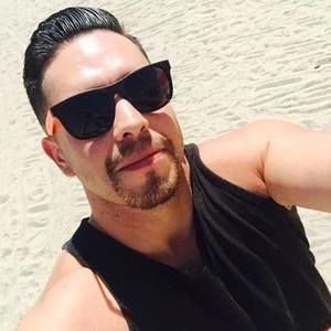 Meet your Posher, Albert