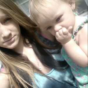 Meet your Posher, Olivia