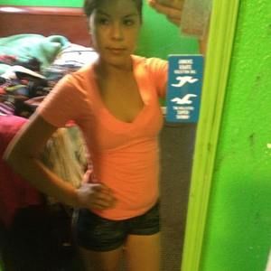 Meet your Posher, Araceli