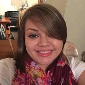 Meet your Posher, Julia