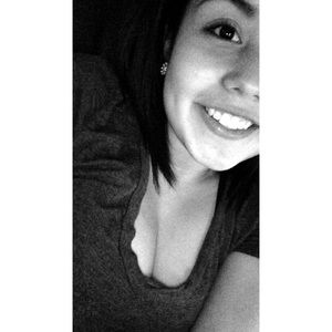 Meet your Posher, Daniela