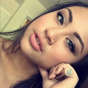 Meet your Posher, Trish