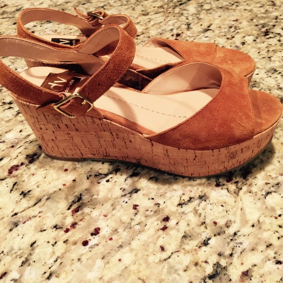 Dolce vita cork platform sandals brand new