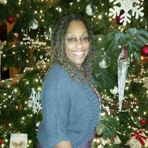 Meet your Posher, Yolanda