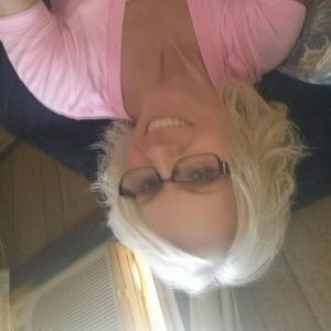 Meet your Posher, Becky