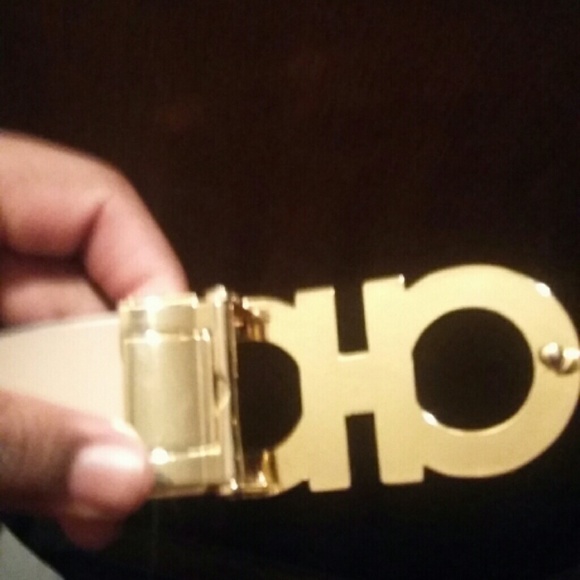 ferragamo belt or trade for sum jordan shoes