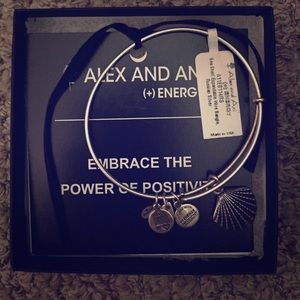 Alex and Ani Energy bracelet (seashell)