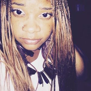 Meet your Posher, Quita