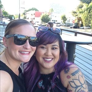 Meet your Posher, Danielle