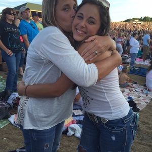 Meet your Posher, Kelly