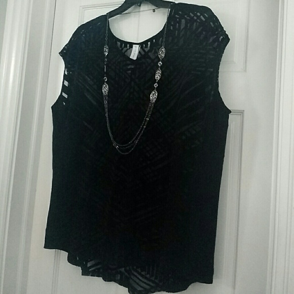Black mesh print top - Picture 1 of 2