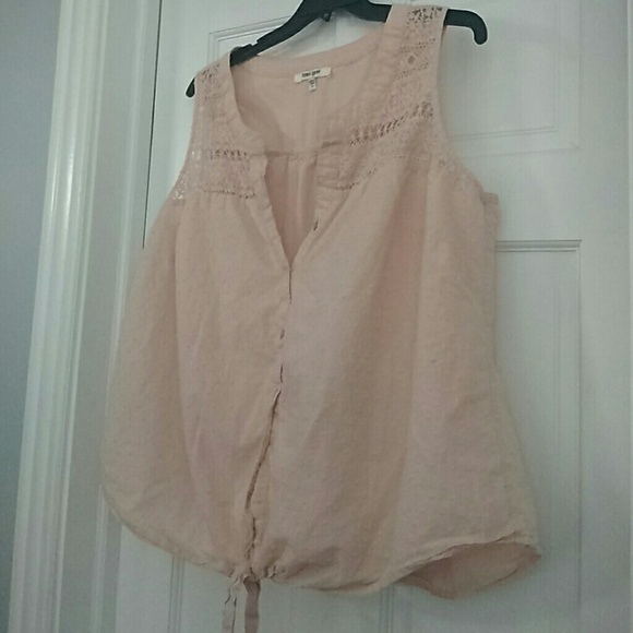 Peachy swiss dot and lace tank