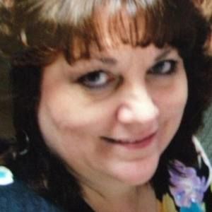 Meet your Posher, Debbie