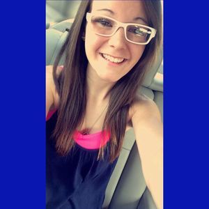 Meet your Posher, Cierra