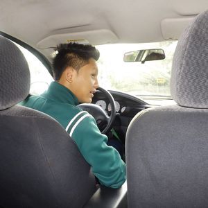 Meet your Posher, Sunny