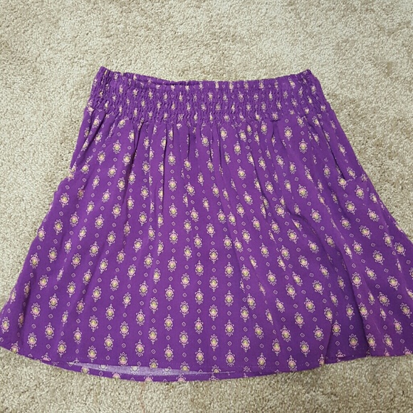 Purple skirt with pockets
