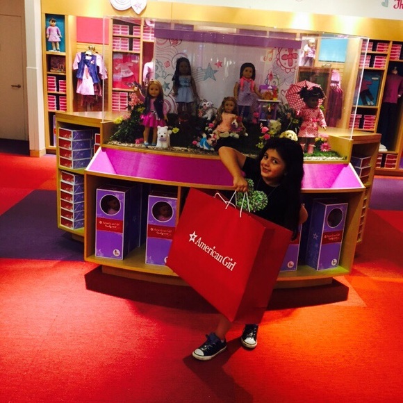 Meet your Posher, Sam - Picture 1 of 1