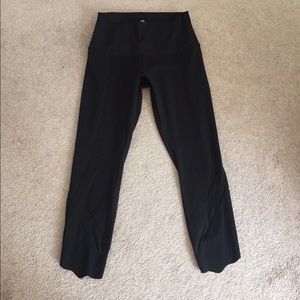 Lululemon black crop pants size 10