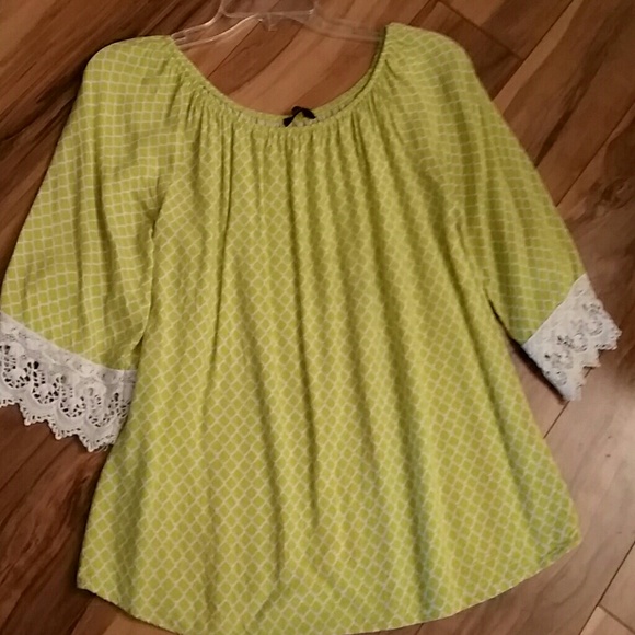 Boutique blouse