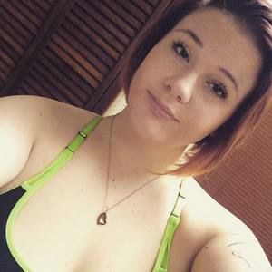 Meet your Posher, Cierra