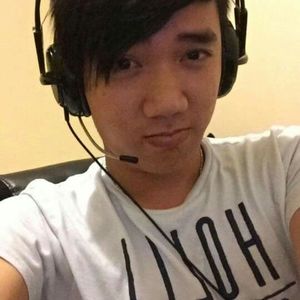 Meet your Posher, Selena