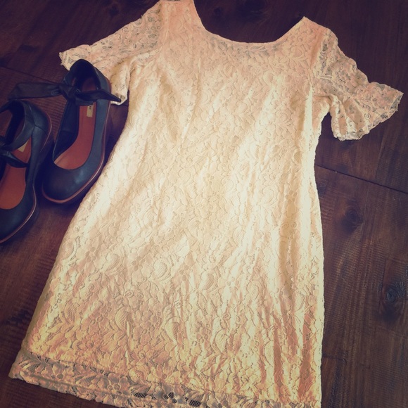 Urban Outfitters Cream Lace Shift Dress