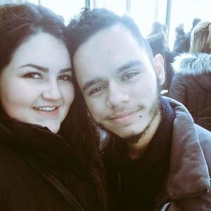 Meet your Posher, Javier