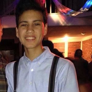 Meet your Posher, Luis