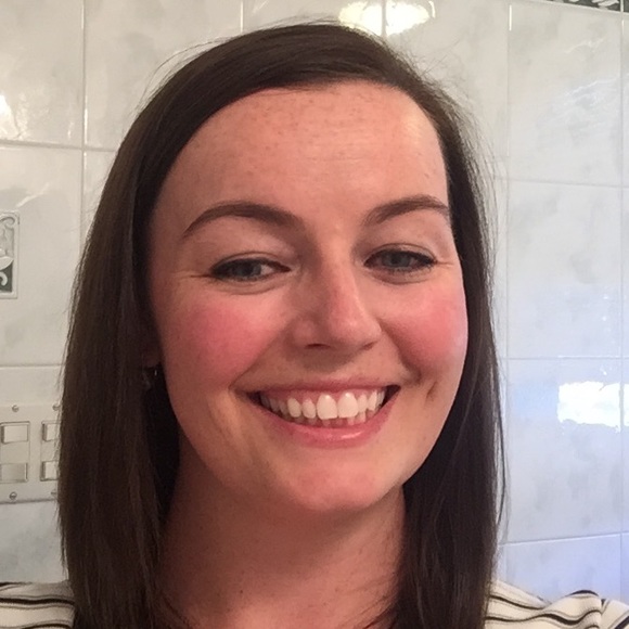 Meet your Posher, Katie - Picture 1 of 1