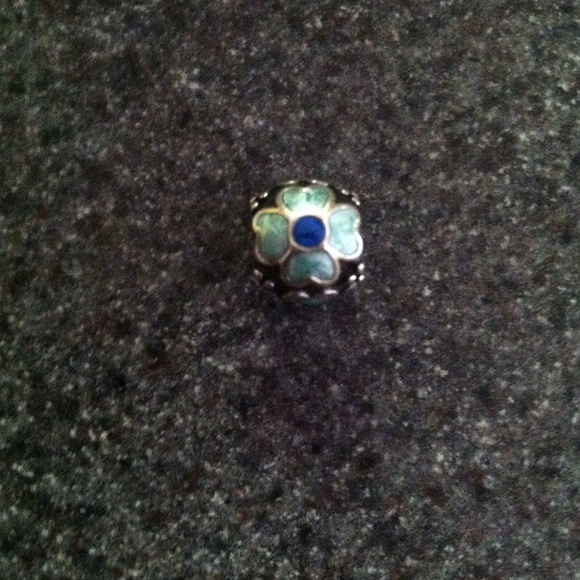 Like New Pandora Bead