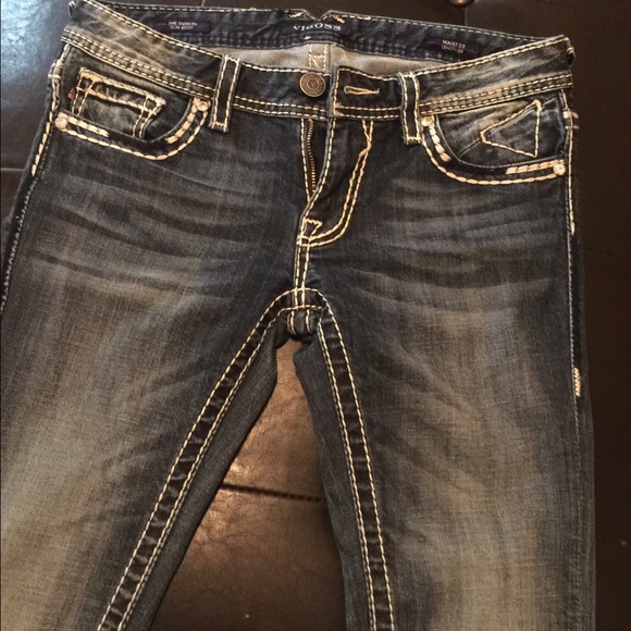 Vigoss Jeans super super cute ! 🌺